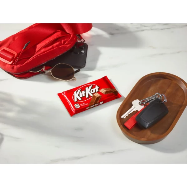 Kit Kat - Barre de Gaufrette Enrobée de Chocolat au Lait, 42 g – Image 4